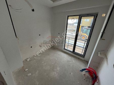 Güvenay - Çorum Çepni Mah. Yeni Hastahane Civ. 2+1 Satılık