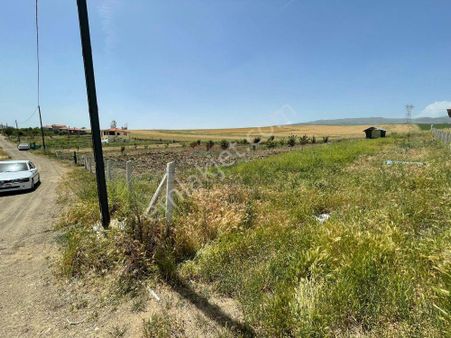 Güvenay - Çorum Yeni İskilip Yolu Üstü Satılık Bahçe