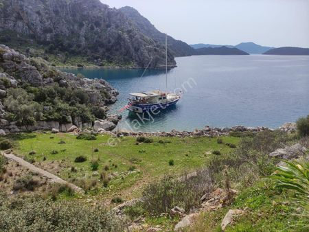 Ebrar&can'dan Denize Sıfır 2353 Metrekare