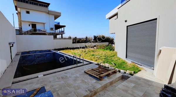 Kuşadası Güzelçamlı Satılık Bahçe Katı Havuzlu 2+1 Daire