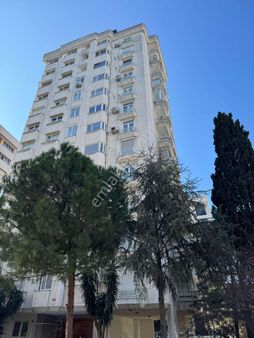 Göztepe Tanzimat Sokak 'ta Satılık 4+1 Net 215 M2 Katta Tek Daire