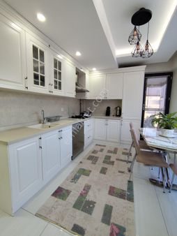 Denizli Merkez Yenişafakta 3+1 145 M2 Arakat Bireysel Açık Otoparklı