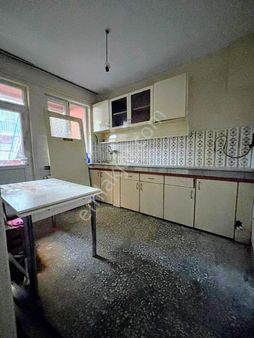 Şirintepe Mahallesinde Bahçeli Satılık 2+1