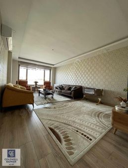 Coldwell Bankerden Karşıyaka Site İçerisinde Köşe Başı Lüks 4+1