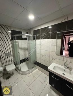 Emlakcar Dan Akcami Konutlarında Sonkat Satılık 2+1 Daire