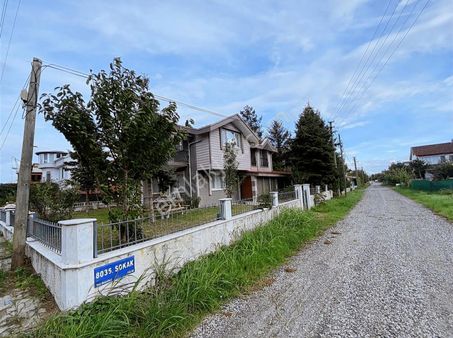 Fırsat Satılık Villa 345m2 Arsa İçinde İskanli Projeli