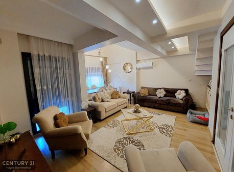 Aksoy 6 Yaşında Sahile Yakın 3+1 Teraslı Dubleks Satılık Daire