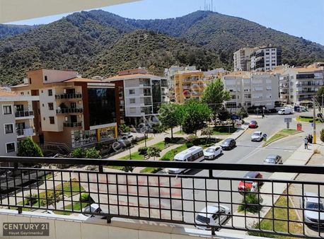 Balçova 'da En Gözde Lokasyonlarında Satılık 3+1