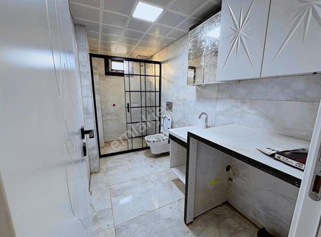 Butik Site İçerisin'de 1+1 İzban Dibi Ara Kat Satılık Daire