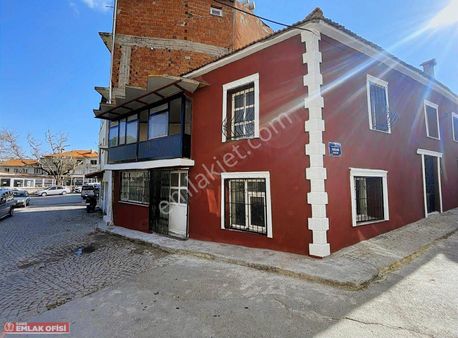 Seo'dan Kemalpaşada İki Katlı Müstakil Ev