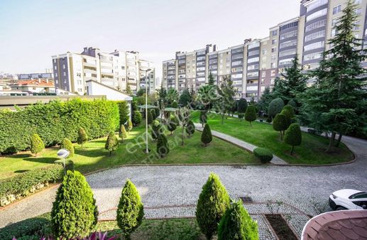 Bahçeşehir Banu Evleri Lal Blokları Satılık 3+1 Köşe Daire