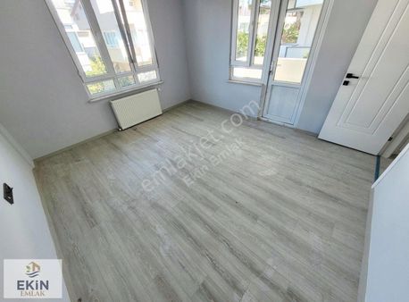 Doktorlar Sitesi Yanı 6+1 Tripleks Villa