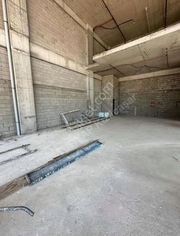 Anadolu Bulvarı "auto Zone" Da İşyeri