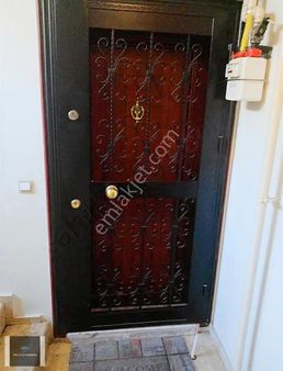 Alsancak Şair Eşref Blv.150 M2 Köşe Otoparklı Doğalgazlı Satılık