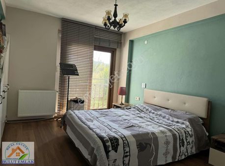 Bulut Emlak Çetibelinde Tam Müstakil Havuzlu Satılık Malikane