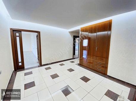 Respro Dan Satılık 4+1 Süper Konum Daire