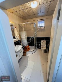 Barboros Mahallesi'nde Havaalanı Yakını Eşyalı 1+1 Daire !