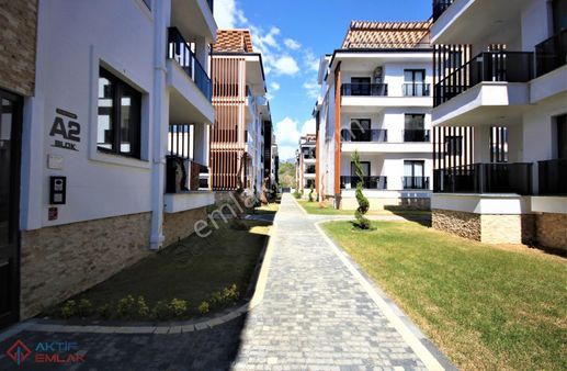 Aktiften Akçayda Yepyeni Bir Projede Yüzme Havuzlu Lüx 2+1dublex