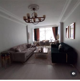 Silivri Pirimehmet Paşa Mahallesinde Caddeye Bakan Satılık Arakat Daire