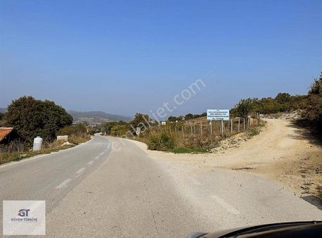 Konaklıda Asvalta Cephe Mükemmel Tarla