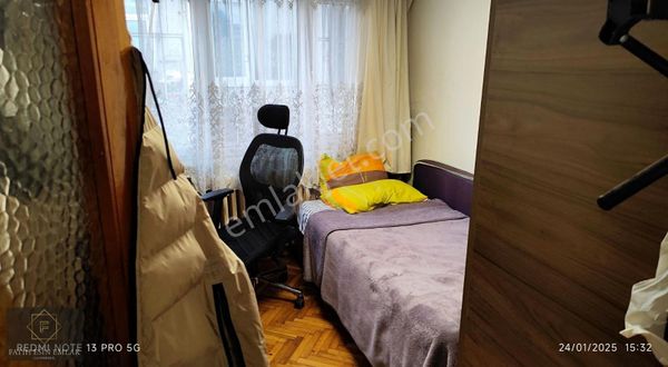 Fatih Maltada 1. Kat 1+1+hol Krediye Uygun