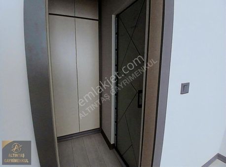 Altıntaş'tan Fevzi Çakmak Mah 3+1 Ara Kat Sıfır Satılık Daire