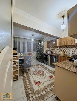 Aslan Emlak'tan Şehitler Mah.de Satılık 2+1 K.mutfak