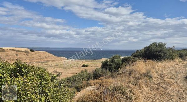 Kumkale Limanı Üstü Boğaz Manzaralı Tarla