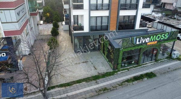 Uygar Gayrimenkul'den Anayola Cephe Satılık Dükkan