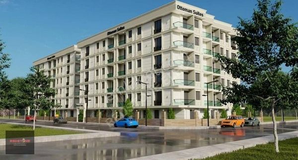 Redstone'dan Muhittinde Havuzlu Güvenlikli Sitede 1+1 Kat Seçnkl