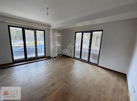 Agt'den Cumhuriyet Mah. Sıfır Bina 2+1 Yüksek Giriş Satılık Dair