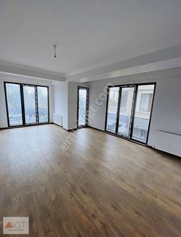 Agt'den Cumhuriyet Mah. Sıfır Binada 220m2 5+2 Satılık Dublex