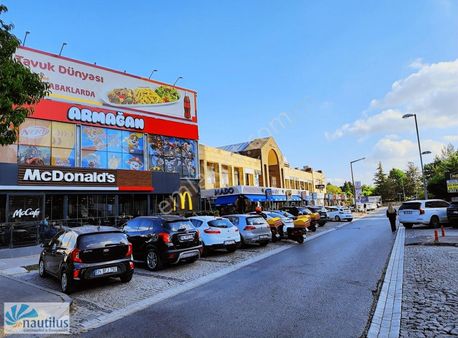 Bahçeşehir Merkez De Kc G Çarşı Da Satılık 32 M2. Dükkan