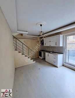 Şehir Hastanesine Yakın Mesafede 1+1 Dubleks Ara Kat