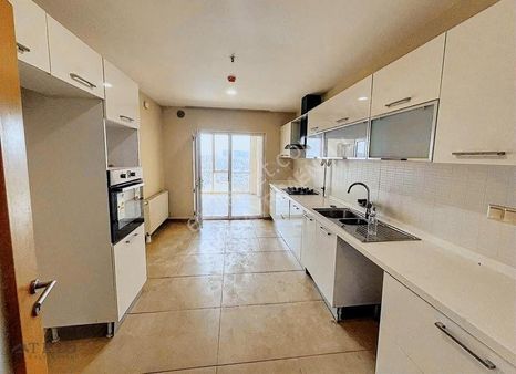 Bahçeşehir Vaditepe 2. Bölge 250m2 Satılık 4+1 Daire