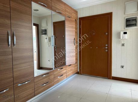 Bahçeşehir Park Hillpark Sitesi Manzaralı Satılık 3+1 Daire