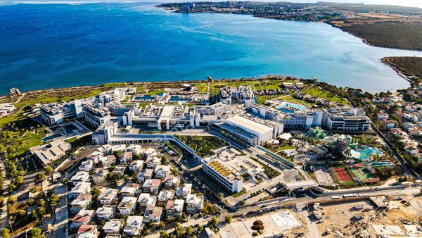 Didim, Altınkum Mahallesi'nde Konya Kültür Sitesi'nde Benzersiz Tam Müstakil Villa