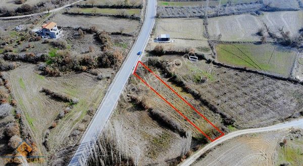 Doğal Şehir Emlak'tan Pürsünler Mahallesinde Satılık Tarla