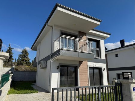 Acil Satılık Müstakil Bahçeli Fırsat Villa