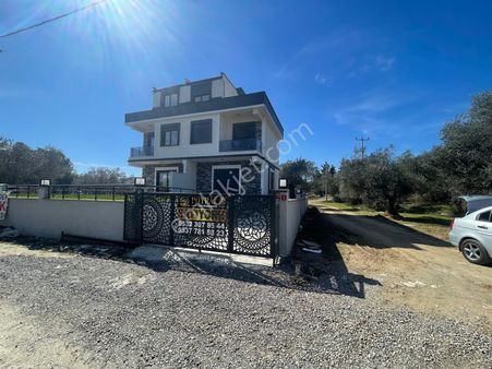 Sabri Pınarbaşı'dan Güre'de Satılık Sıfır Villa (daire Takasına Açık)