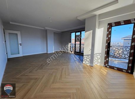 Üsküdar Çamlıca'da 4+2 Yerden Isıtmalı 230 M2 Manzaralı Dubleks