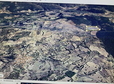 Bursa Harmancık Yeşilyurtta Satılık 3 Parsel Tarla