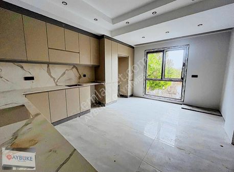 Aybüke'den Zeytinköy'de Mükemmel 2+1 Daire