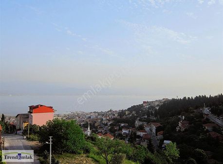 İzmit Bağçeşme Deniz Manzaralı Satılık 2200m2 Arsa