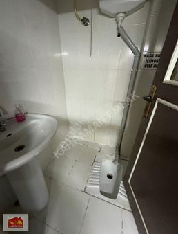 Kaynarca'da E5'e Çarşıya Yakın Krediye Uygun Satılık Dükkan