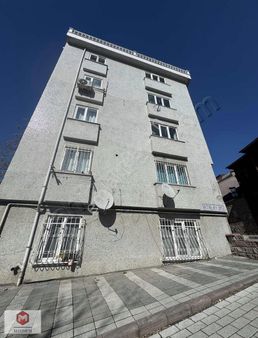 Üsküdar Çinili Hamam Camii Karşısı Satılık 2+1 Fırsat Daire