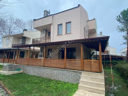 Ata Gayrimenkul'den Cihan 3 Sitesinde Denize Nazır Villa