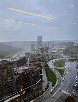 Skyland İstanbul 84 M2 Dekorlu Satılık Ofis