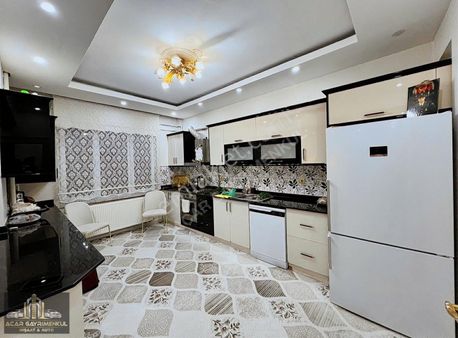 Acar Gayrimenkul'den Şehirgösteren'de Satılık 3,5+1 Daire