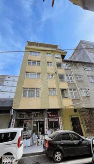 Çamçeşme'de Merkezi Lokasyonda Satılık 65 M2 Dükkan